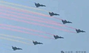 我战斗机从西南直飞新加坡，中国航空工业和空军发展实力展现